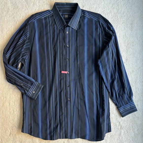 IKE BEHAR Button Down Shirt - Picture 2 of 5